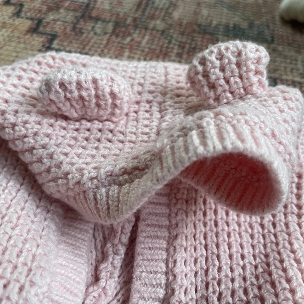 Little Girl’s Sweater with Hood